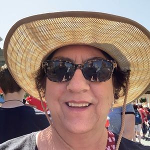 Meet your Posher, Jean